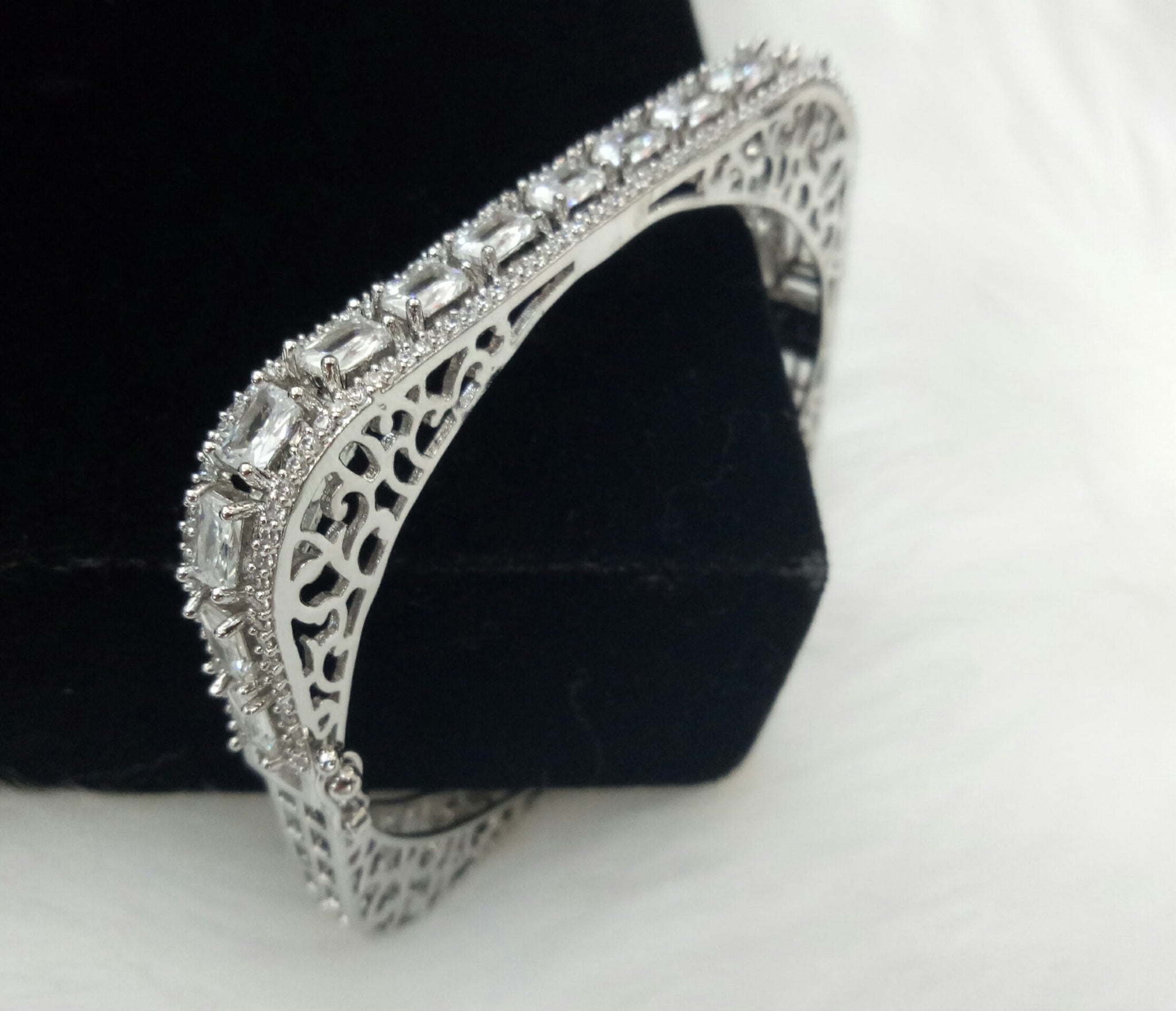  Silver Plated Clear CZ Cubic Zirconia Bangle Size 2.4 Evening Cocktail Imitation Jewelry Indian Wedding Bridal Necklace Set Bijoux