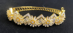 Gold Plated White Clear Stone Bangle Size 2.8 Openable Evening Cocktail Imitation Jewelry Indian Wedding Bridal Necklace Set Bijoux