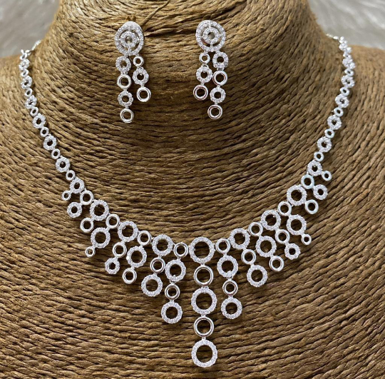 Artificial silver chain online